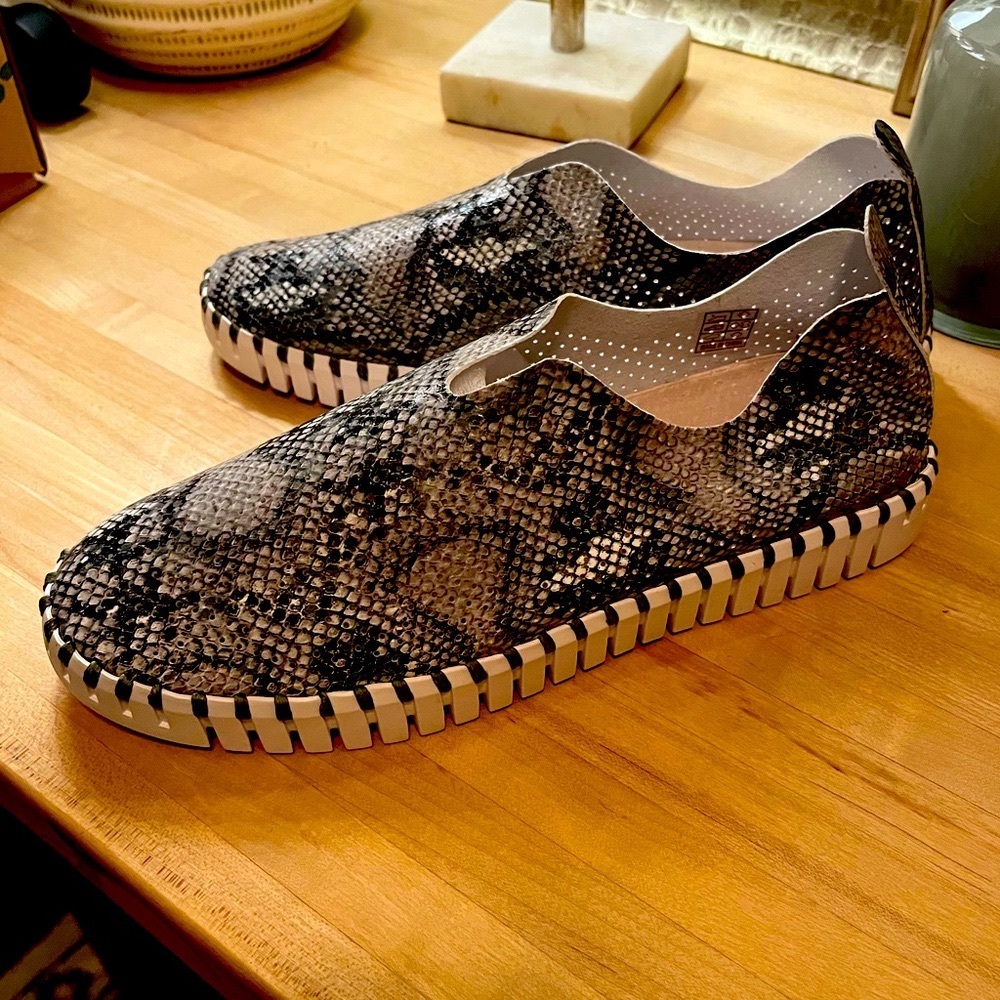 NWT ILSE JACOBSEN HORNBAEK Women's Tulip 139 Flat Slip-On Low-Top 39 EU US 8-8.5
